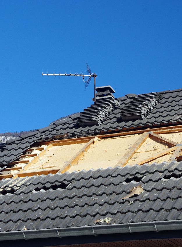 Rentrée Sérénité en Isère : Travaux d'Entretien & Isolation de votre Maison ou Chalet avant l'Hiver !